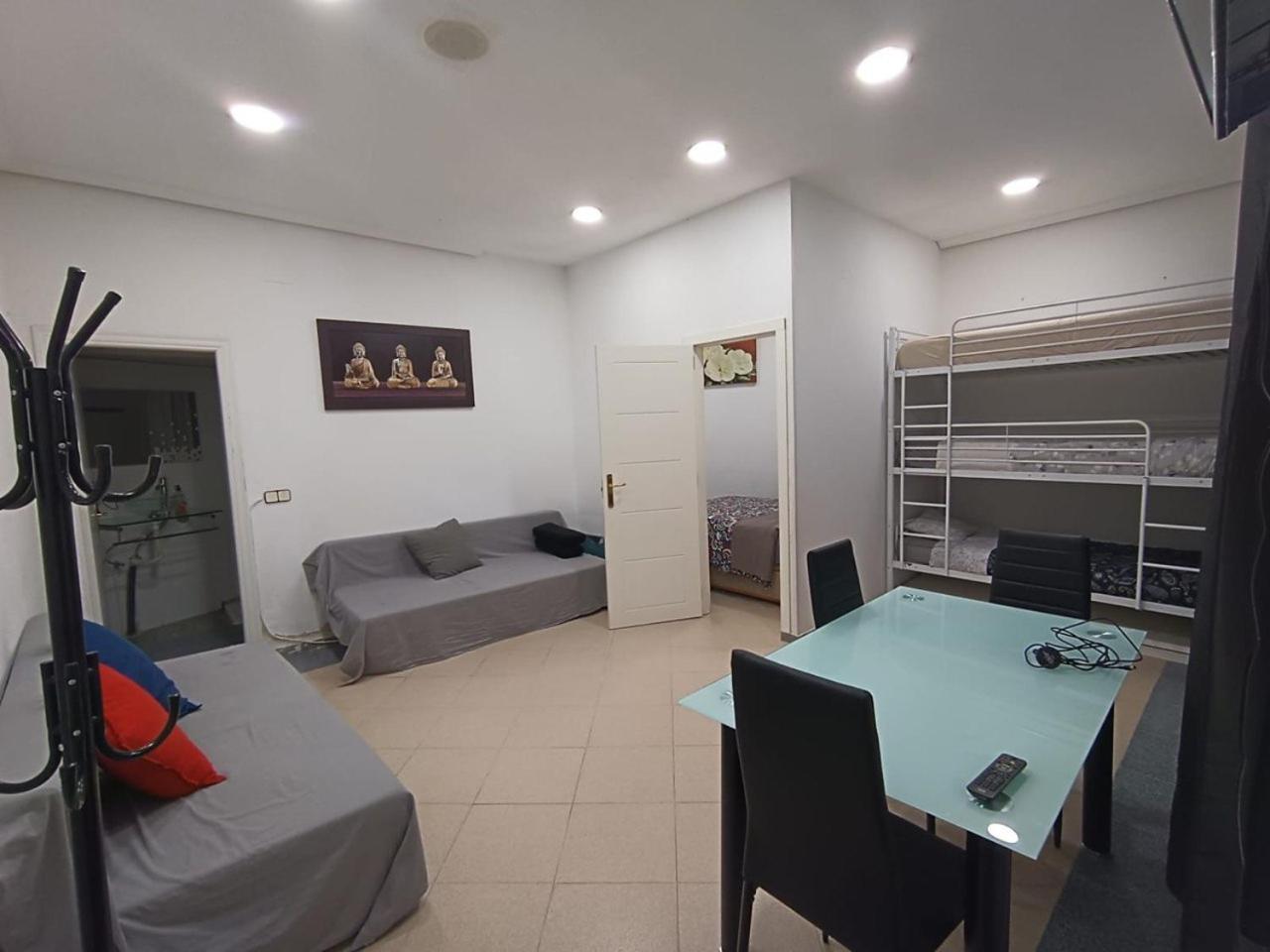 Parsa Residencial House Hotel Madrid Bagian luar foto